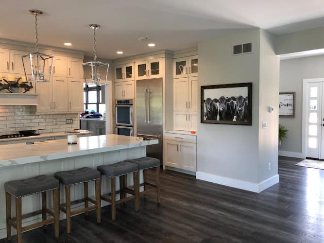 Motor City Granite & Cabinets