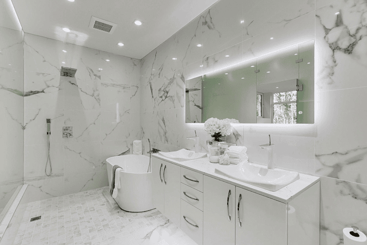 J Hammer Home & Designs