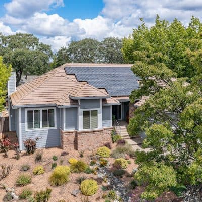 Straight Line Roofing & Construction