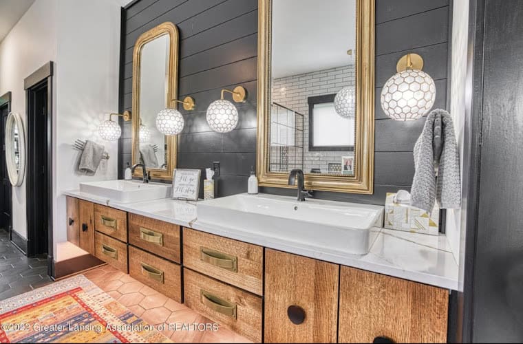 William's Furniture Kitchen & Bath