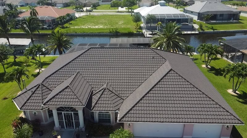 Resolute Roofing LLC