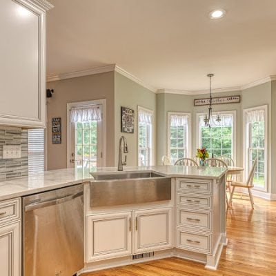 7 Day Kitchens