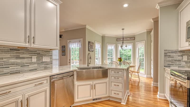 7 Day Kitchens