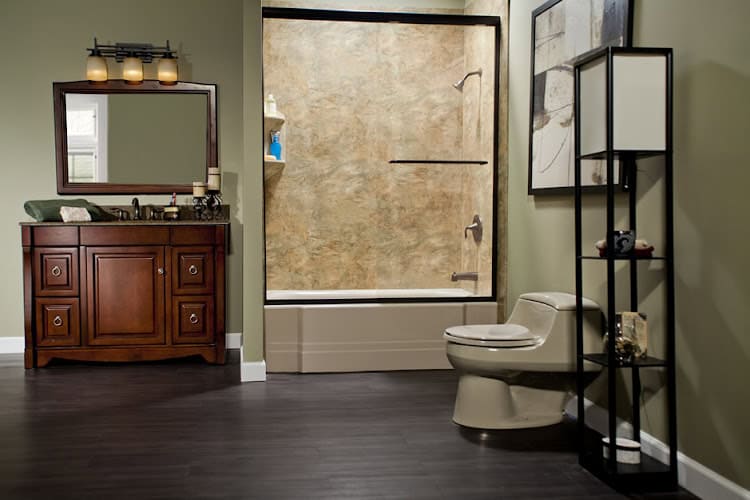 Seamless Tub & Shower Walls