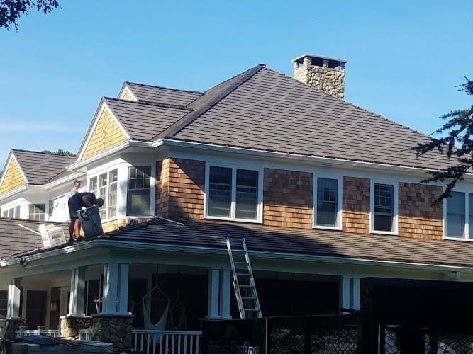 HyTech Roofing Solutions