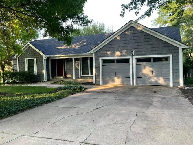 Eaton Roofing & Exteriors