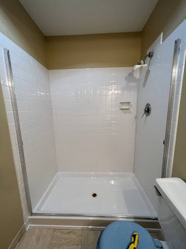 White Tub Refinishing