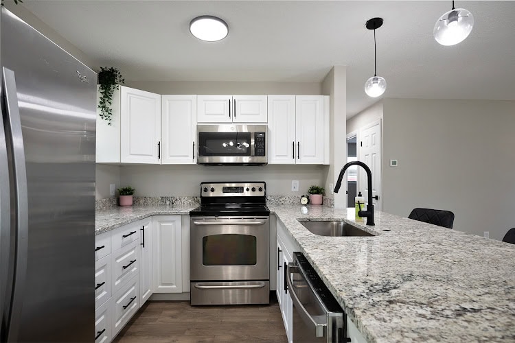 PRIME KITCHENS AND MORE LLC
