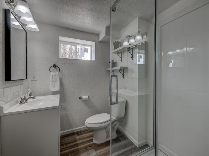 7 Frame Solutions - Evansville