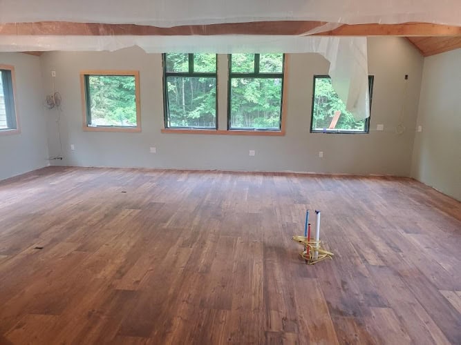 802 Flooring & Renovations LLC