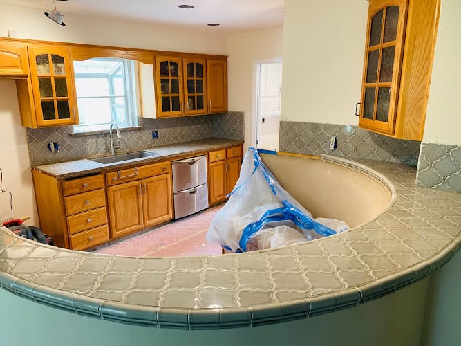 Alpha tile co