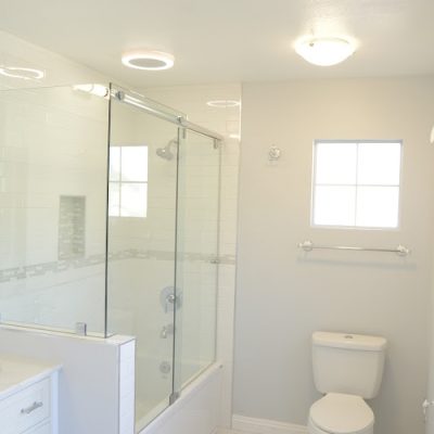 U=MC Construction: Floor Installation, Vinyl, Tile, Laminate.