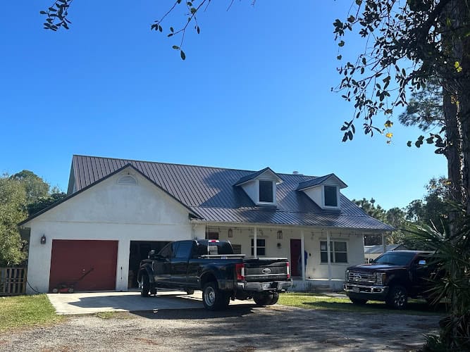 RidgeMax Roofing