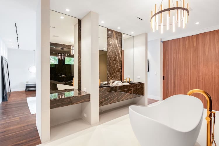 MandiCasa Hollywood Flagship Showroom