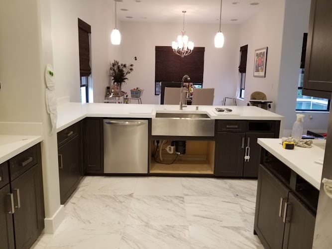 LaQ kitchen and bath