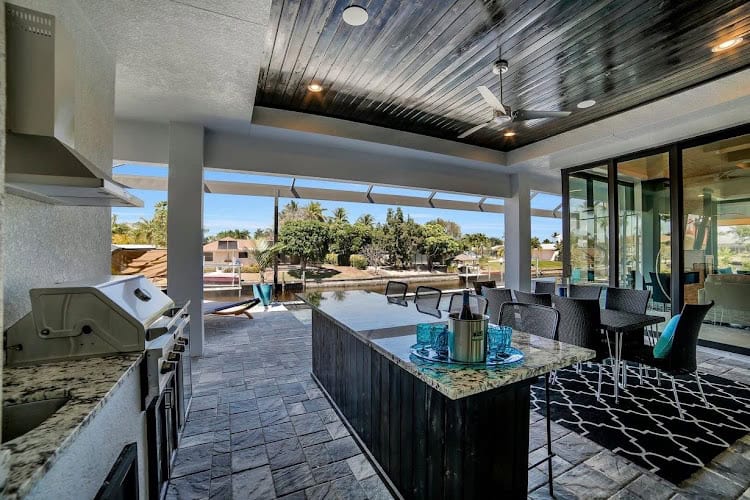 Neo Kitchens and Baths
