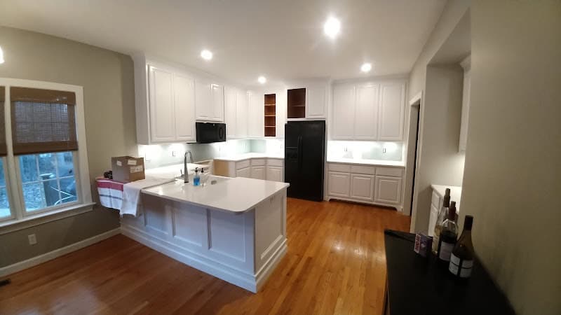 Two Rivers Custom Cabinets LLC