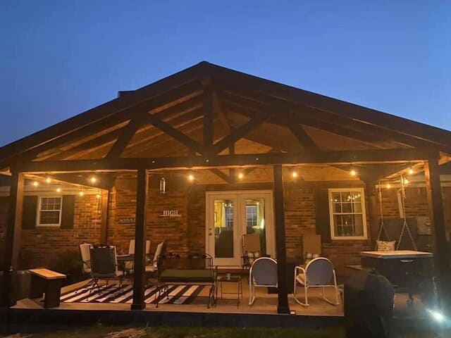 Sandys Contracting & Design
