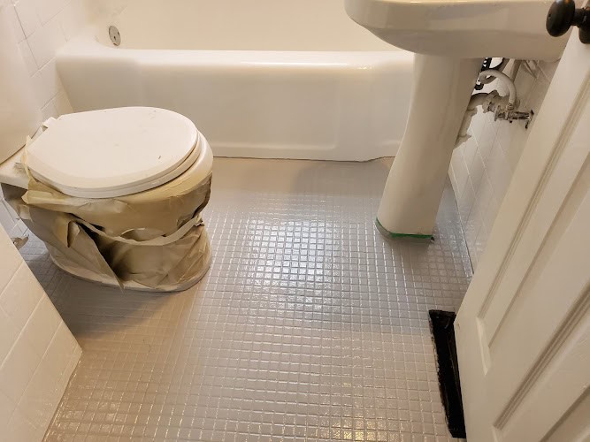Custom Tub Reglazing