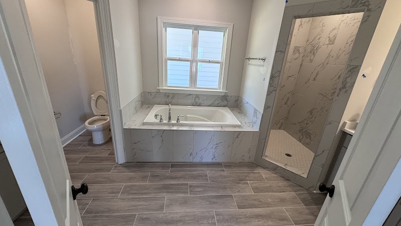PCH LATINO TILE & FLOORING LLC