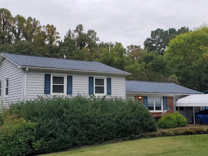 Smithrock Roofing LLC