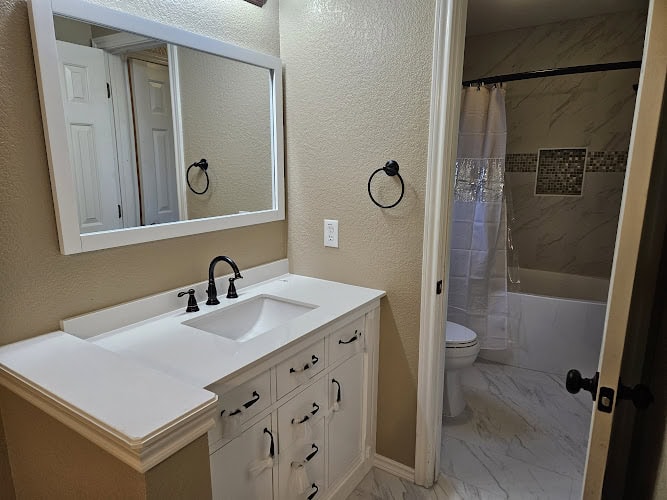 Texas Direct Roofing & Construction