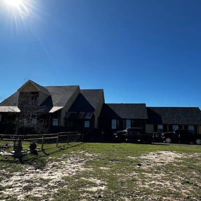 Lonestar Exterior