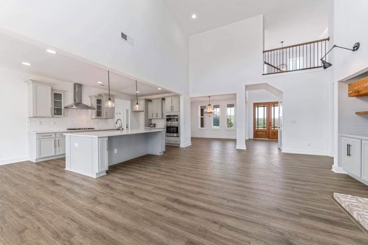 LP Custom Floors, LLC
