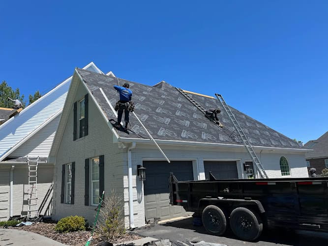 DC's ROOFING AND CONTRACTING