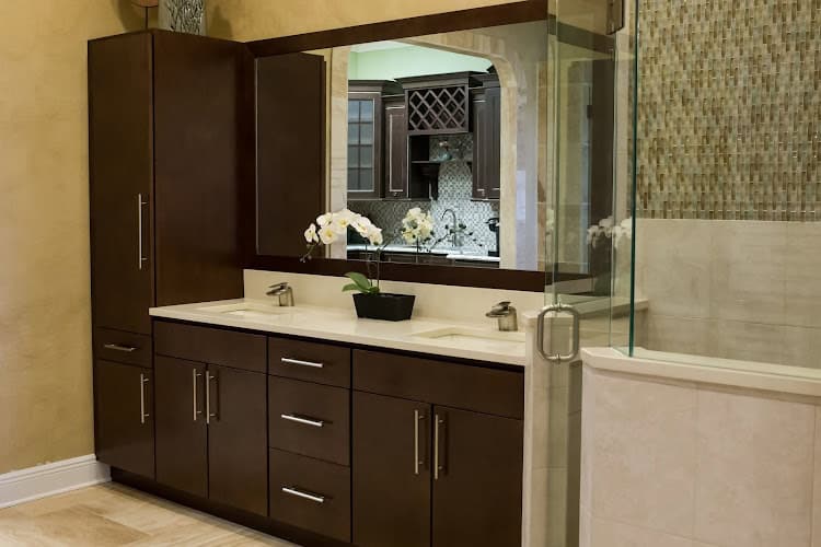 TNT Cabinetry of Naples