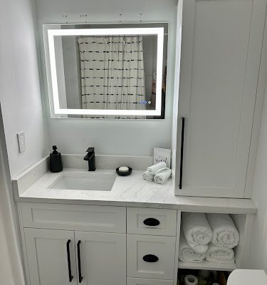 Artistic Interiors - Kitchen, Bath & Closets