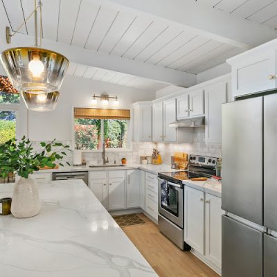 Kitchens Plus