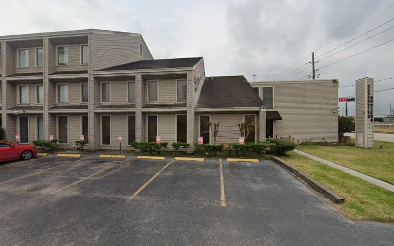 Black Swan Roofing & Construction