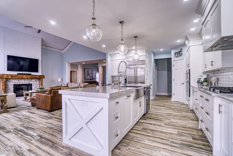 Custom Kitchen & Bath / Morris Bldg. & Design llc