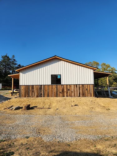 Knotty Construction & Barndominiums