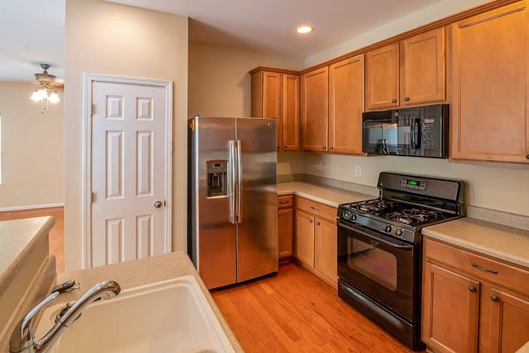 Long Horn Cabinets and Construction LLC