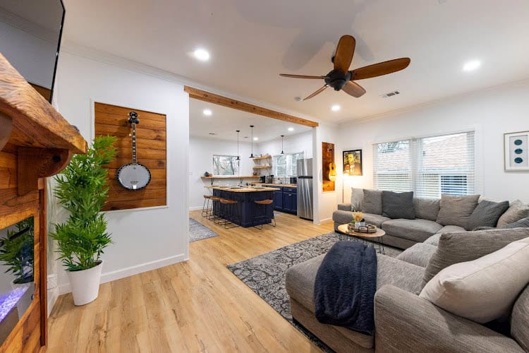 Ford Construction & Remodeling LLC