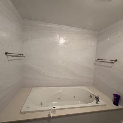 Bath Fitter