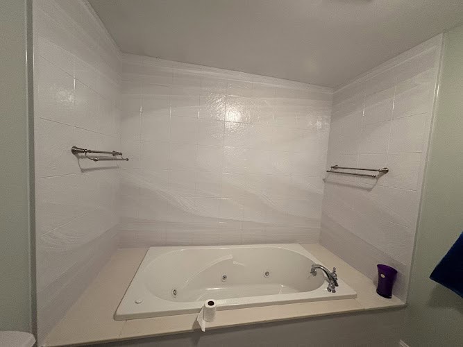 Bath Fitter