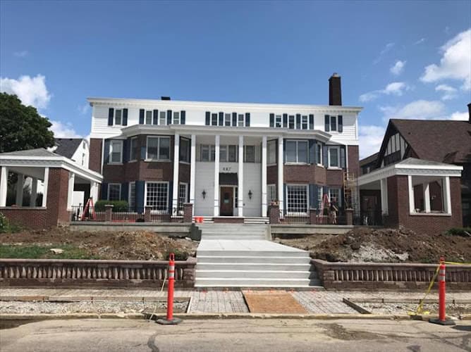 Hardhats & Hammers Construction, LLC