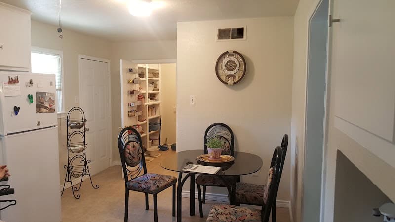 Custom Painting & Remodeling/Premium Handyman Services
