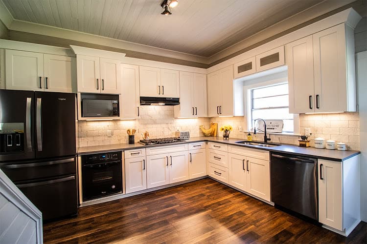 Superior Flooring & Construction