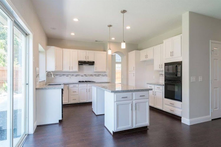 Italish Remodeling & Custom Cabinetry