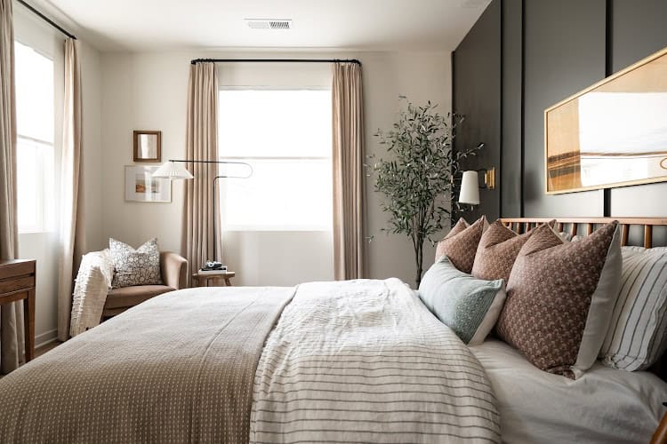 Dwell & Oak Interiors