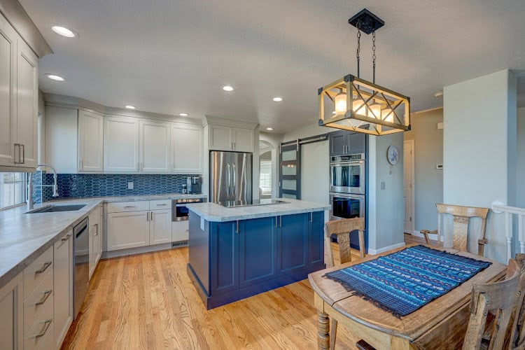 DreamMaker Bath & Kitchen