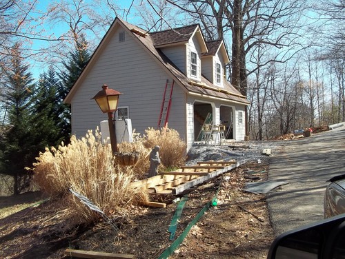 Custom Builders and Exteriors Inc.