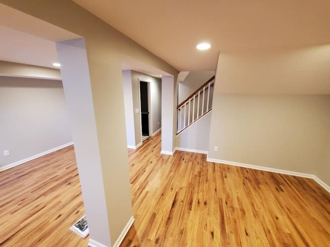 G R Builders Remodelers Inc