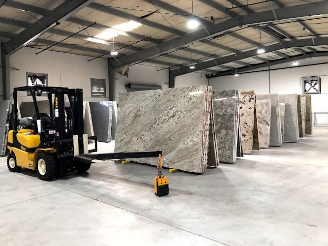 Qirumi Cabinetry and Countertops