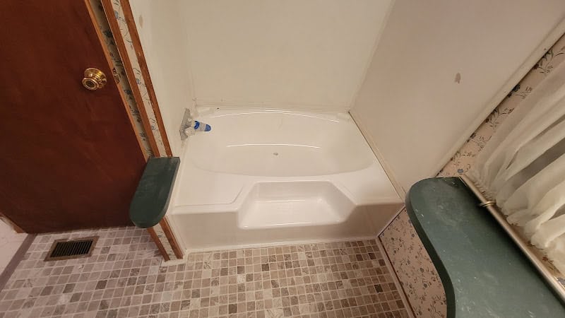 He&vo Refinishing and Details