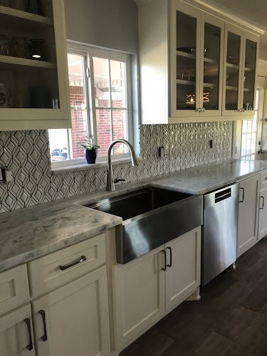 Echo Tile and Stone